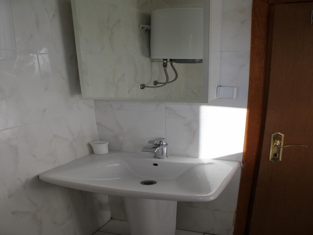 4M Apartments Petrovac na moru Zimmer foto